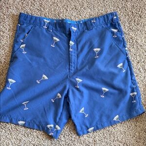 Bermuda Styles Men's Blue Martini Printed Flat Front Shorts  Size 36